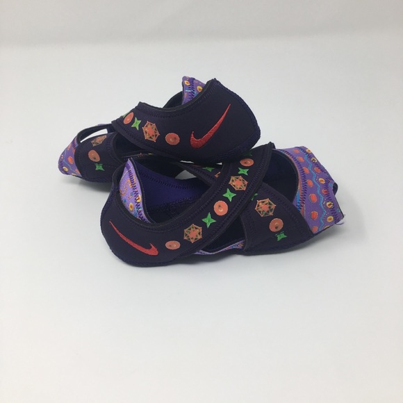 Women’s Nike Studio Wrap - Picture 3 of 3